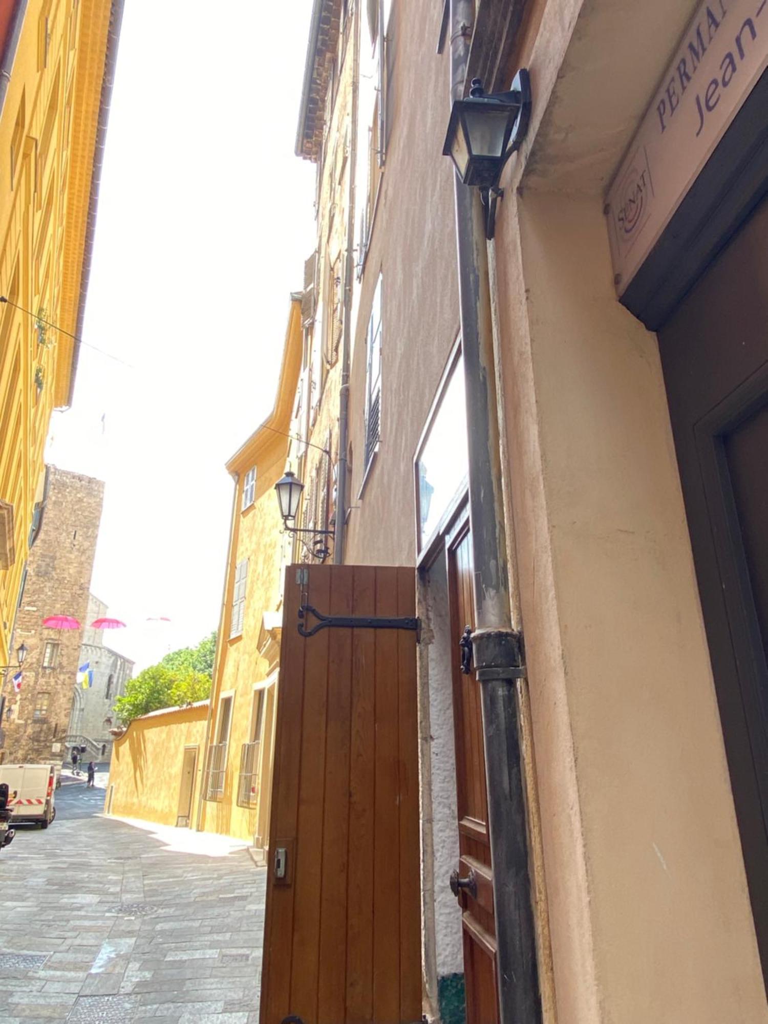 Cityparfum Insolite Et Boheme Grasse Exterior foto